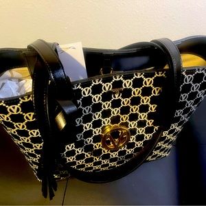 Mario Valentino tote